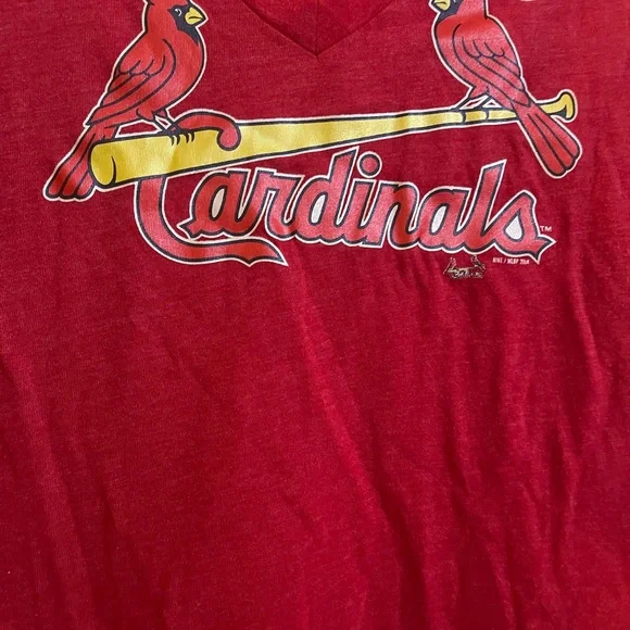 Nike Brand cardinals tshirt with stripes on arms.  Great condition. Size… - Picture 2 of 4